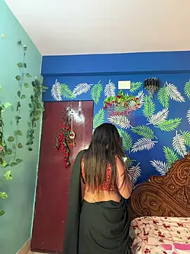 V-Hot-Sweti online show from June 3, 5:50 pm