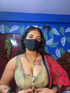 Snapshot of V-Hot-Sweti chatting on November 10, 11:26 am V-Hot-Sweti online show from November 10, 11:26 am