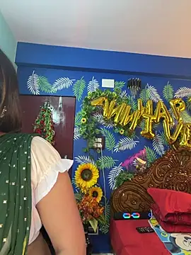 V-Hot-Sweti online show from February 25, 3:56 pm