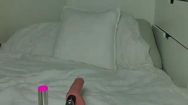 Horny mom40 online show from September 28, 9:22 pm