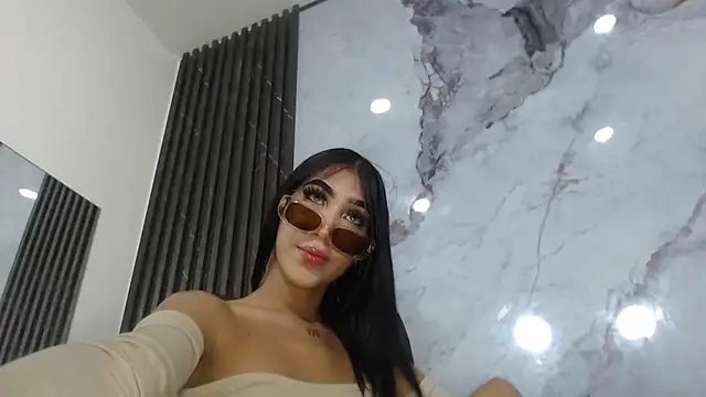 CamelyHott online show from October 12, 7:26 pm
