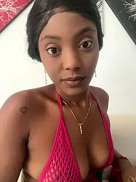 Snapshot of zaracollins01 chatting on September 29, 2:01 pm zaracollins01 online show from September 29, 2:01 pm