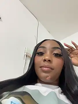 zaracollins01 online show from February 25, 11:48 pm