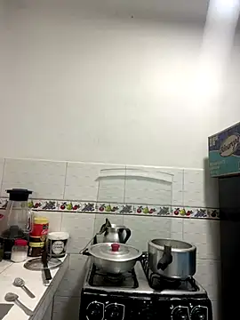 Snapshot of zaracollins01 chatting on October 21, 6:29 pm zaracollins01 online show from October 21, 6:29 pm