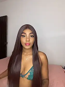 zaracollins01 online show from April 4, 11:33 pm