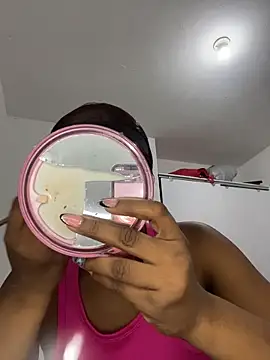 zaracollins01 online show from March 21, 3:52 am