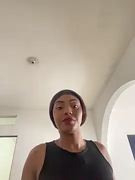 zaracollins01 online show from April 10, 6:04 pm