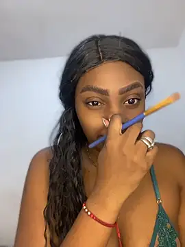 zaracollins01 online show from July 15, 8:49 pm