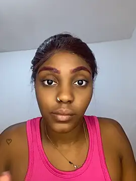 zaracollins01 online show from June 17, 6:29 pm