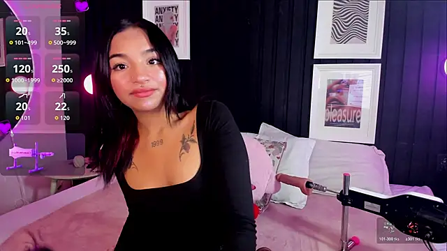 Snapshot of Manelyk_evanss_ chatting on June 30, 11:21 am Manelyk evanss online show from June 30, 11:21 am