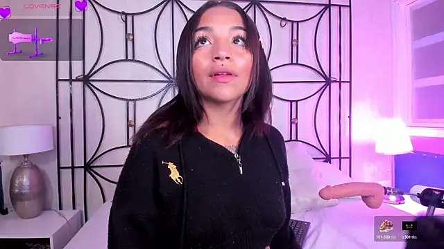 Manelyk evanss  online show from April 19, 11:11 am