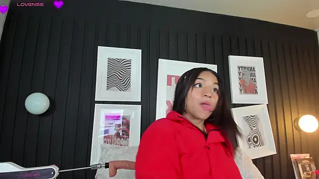 Manelyk evanss  online show from February 17, 4:59 pm