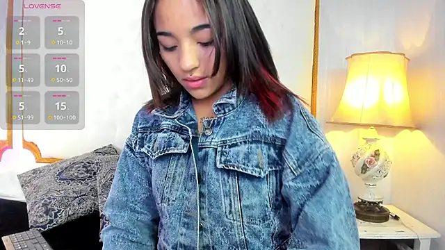 Manelyk evanss  online show from October 18, 11:23 am