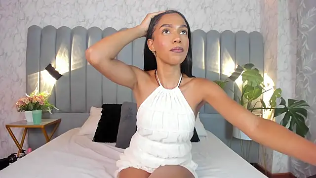 aylacallowey online show from February 13, 7:36 pm