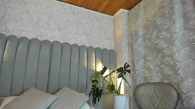 aylacallowey online show from January 8, 12:44 pm