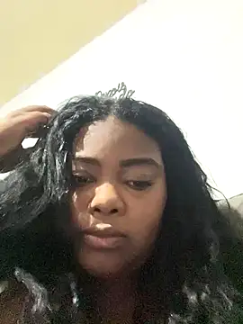 Snapshot of LunaSthena chatting on October 24, 10:42 pm LunaSthena online show from October 24, 10:42 pm