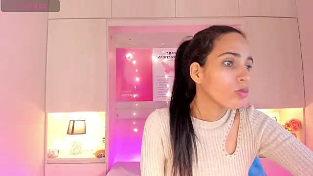 LexxaQueen online show from November 8, 11:30 pm