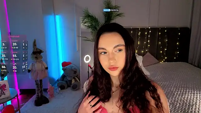 Snapshot of Leri_Star chatting on May 13, 12:56 pm Leri Star online show from May 13, 12:56 pm