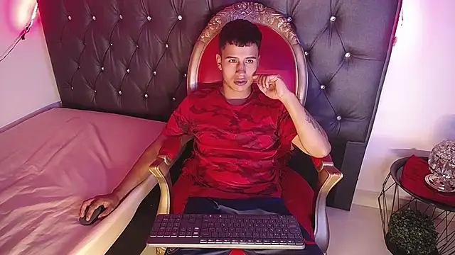 Bastian Jonnes online show from October 4, 1:23 pm
