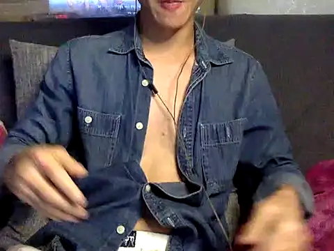 Zzchu online show from September 23, 6:04 pm