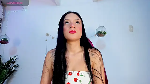 violet 77711 online show from March 9, 10:02 pm