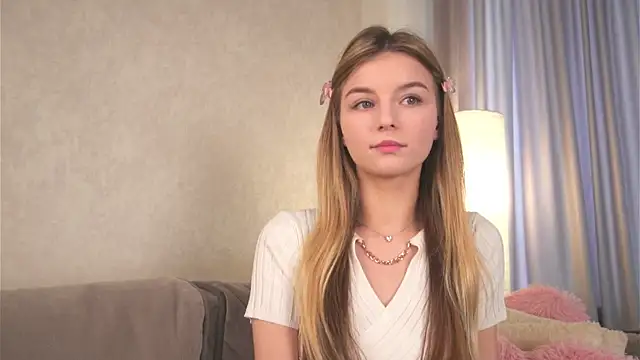 my little polIy online show from June 16, 1:11 pm