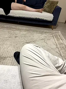 banuemre28 online show from September 25, 8:37 pm