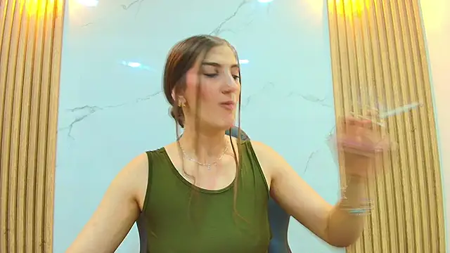 Snapshot of Dafne_castro_ chatting on June 29, 5:56 pm Dafne castro online show from June 29, 5:56 pm