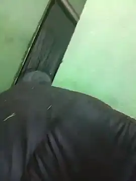 Snapshot of alonsohot1809 chatting on October 21, 4:12 am alonsohot1809 online show from October 21, 4:12 am