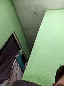 Snapshot of alonsohot1809 chatting on October 28, 8:35 am alonsohot1809 online show from October 28, 8:35 am