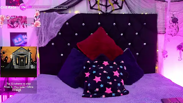 lizz bela1 online show from October 31, 11:00 pm