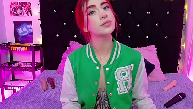 lizz bela1 online show from October 5, 10:55 pm
