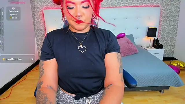 Manu silver  online show from November 11, 8:47 pm