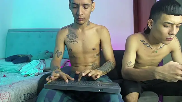 twinkDuohot online show from April 1, 12:13 am