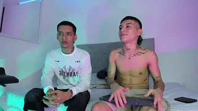 twinkDuohot online show from February 12, 11:04 pm