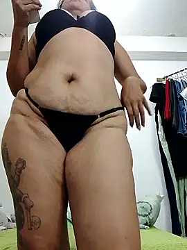 Snapshot of Massiel_77 chatting on October 14, 8:42 pm Massiel 77 online show from October 14, 8:42 pm