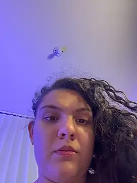 Snapshot of tony_and_katy chatting on February 12, 1:27 am tony and katy online show from February 12, 1:27 am