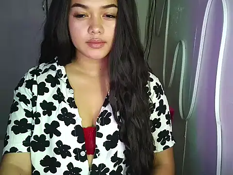 Delicious Cumgirlxx online show from March 25, 7:30 am