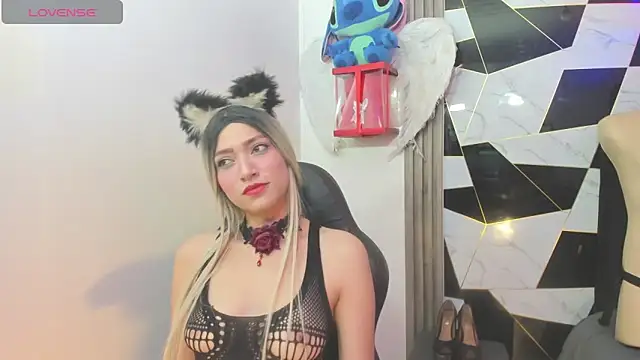 sophia arevalo online show from February 13, 3:17 am