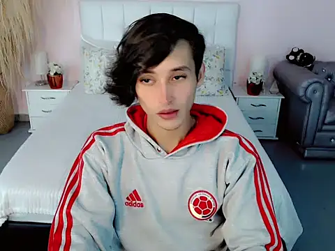 samantha bliss online show from November 11, 12:00 pm