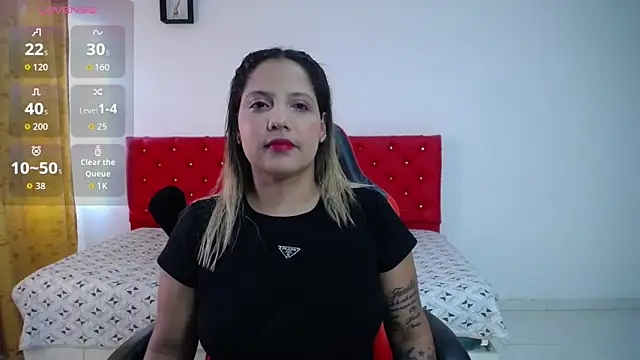 tiana breeze online show from November 3, 6:55 pm