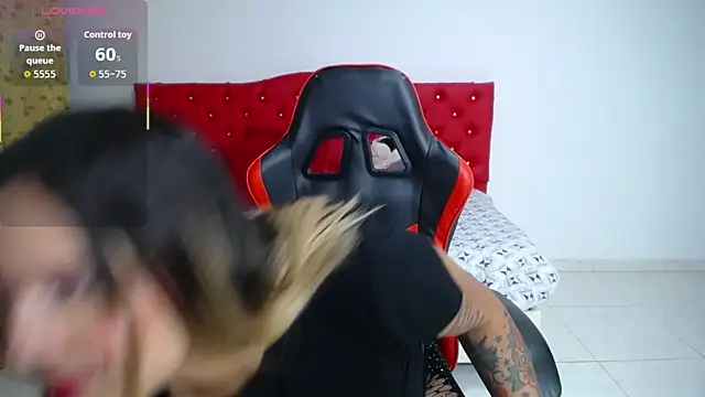 tiana breeze online show from October 30, 1:26 am