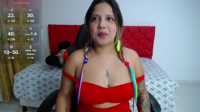 tiana breeze online show from November 2, 12:37 am