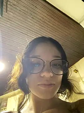 Snapshot of sukubo__ chatting on December 2, 7:32 am sukubo online show from December 2, 7:32 am