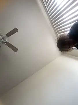 Mr nightfall online show from April 7, 6:10 pm