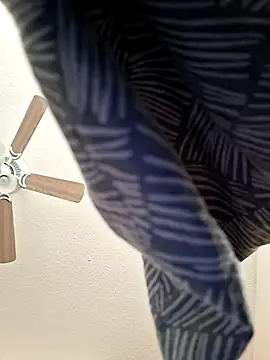 Snapshot of Mr_nightfall chatting on November 16, 9:41 pm Mr nightfall online show from November 16, 9:41 pm