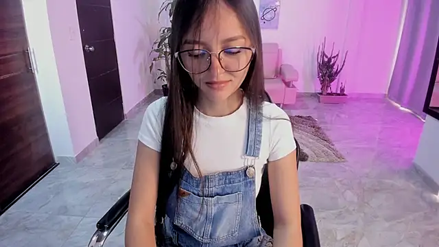 bella fox 1 online show from February 13, 3:01 pm