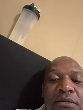 Snapshot of DapplingGesture chatting on February 28, 3:28 am DapplingGesture online show from February 28, 3:28 am