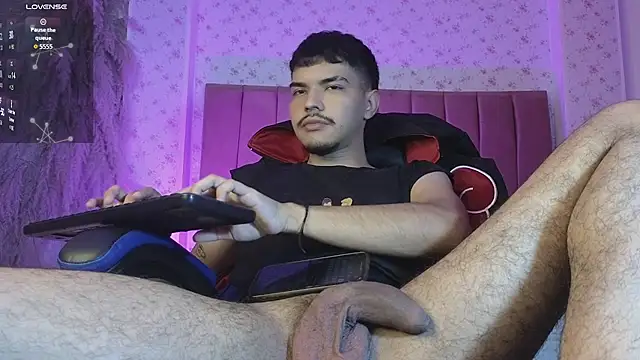 Snapshot of Snowlann chatting on September 12, 5:40 am Snowlann online show from September 12, 5:40 am