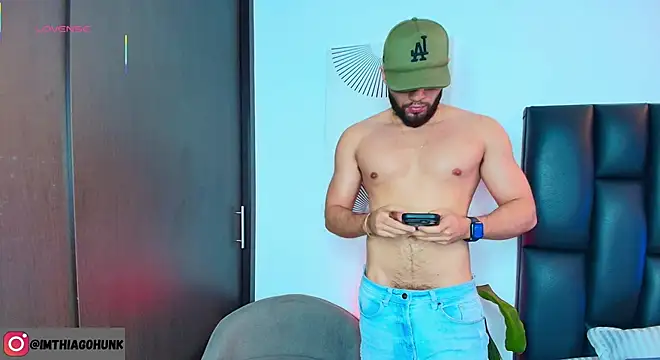 ThiagoHunk online show from April 23, 9:49 pm